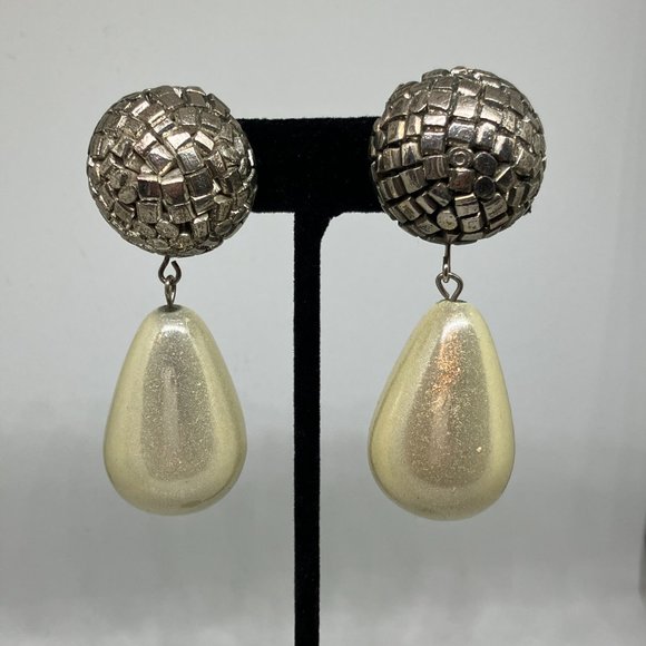Vintage Silver and Pearl Clip-on Statement Earrings - Picture 3 of 4